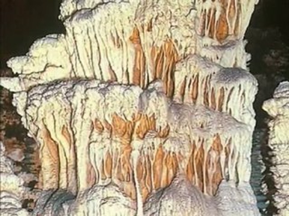 La grotte des mille et une nuits, L'Aven Armand_0002