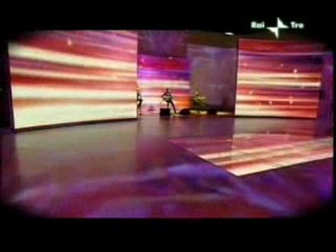 Italie : Carla Bruni-Sarkozy interviewée par la Rai