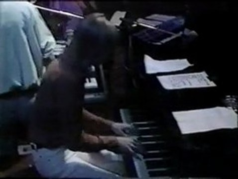 Eric Clapton Jeff Beck Jimmy Page Stones Layla (Live1984)