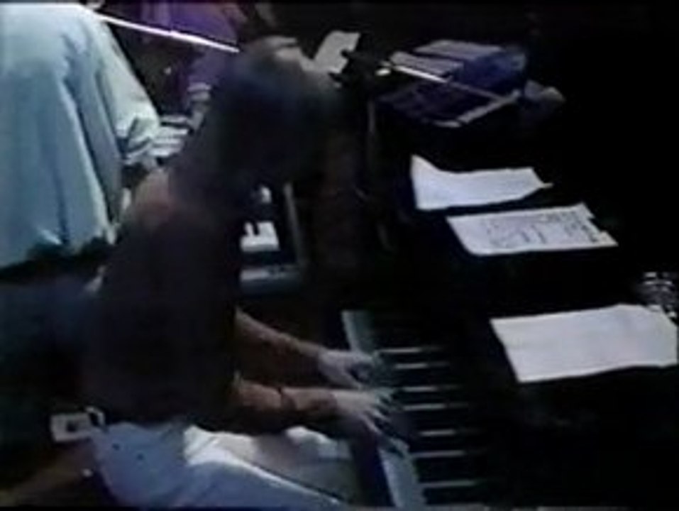 Eric Clapton Jeff Beck Jimmy Page Stones Layla (Live1984)