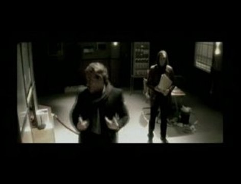 JVCD : Jean-Claude Van Damme fait son cinéma