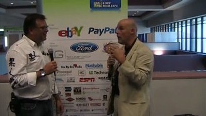 Bill Ganz talking with Vincent Everts CEO of Yubby.com at Bl