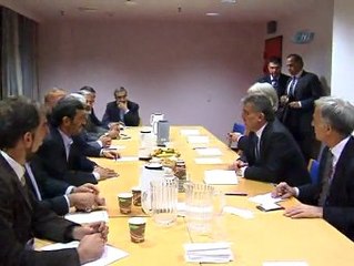 Cumhurbaşkanı Abdullah Gül, Amhedinejad İle Görüştü