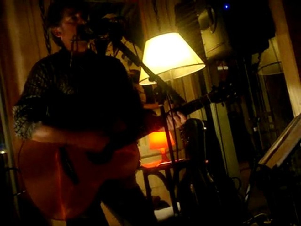 Toli Morilla, Azul y Gris - Live Acustico PolaLena