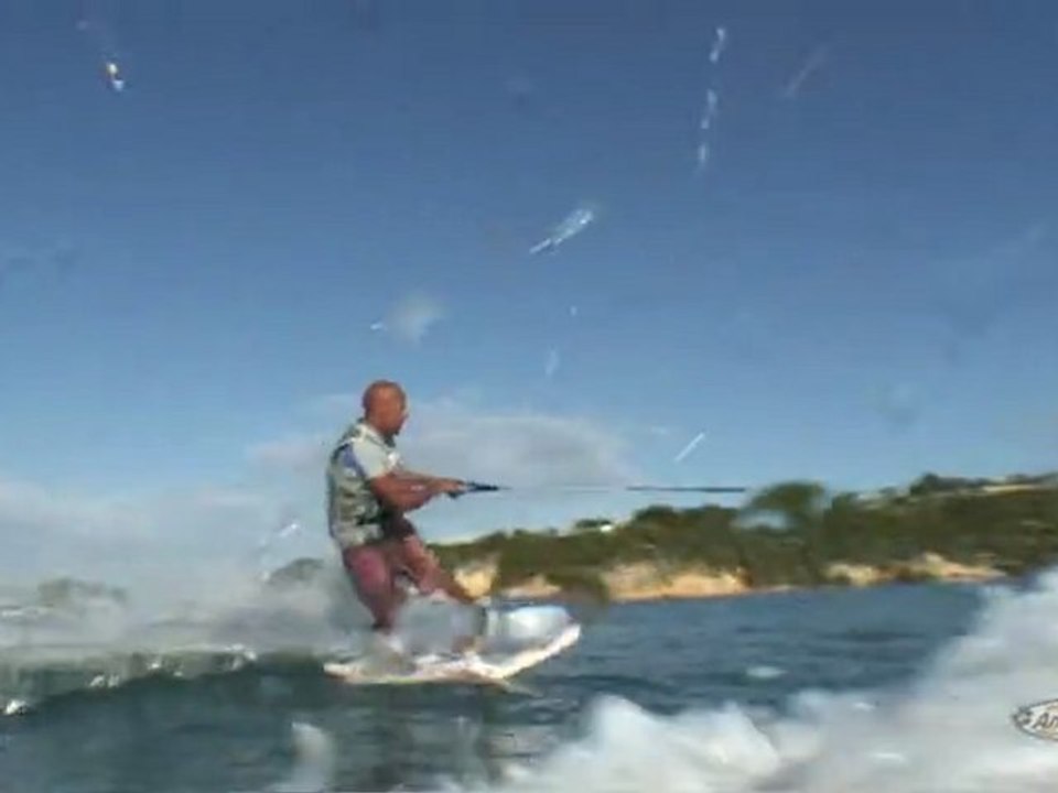 Antilles Jet : Wake Board et Ski Nautique en Guadeloupe