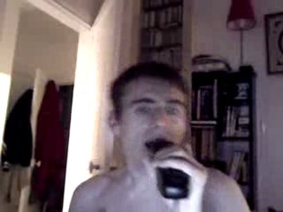 Wiwi égratigne "Cette vie nouvelle"