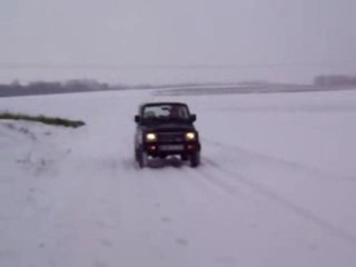 Clochette dans la neige déc09