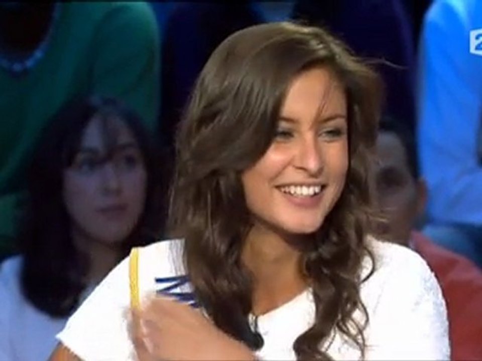 Miss France 2010 Malika Menard