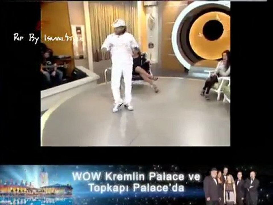 Ismail YK - Kıskandın Mı [Nükhet Duru ile Akşama Doğru]