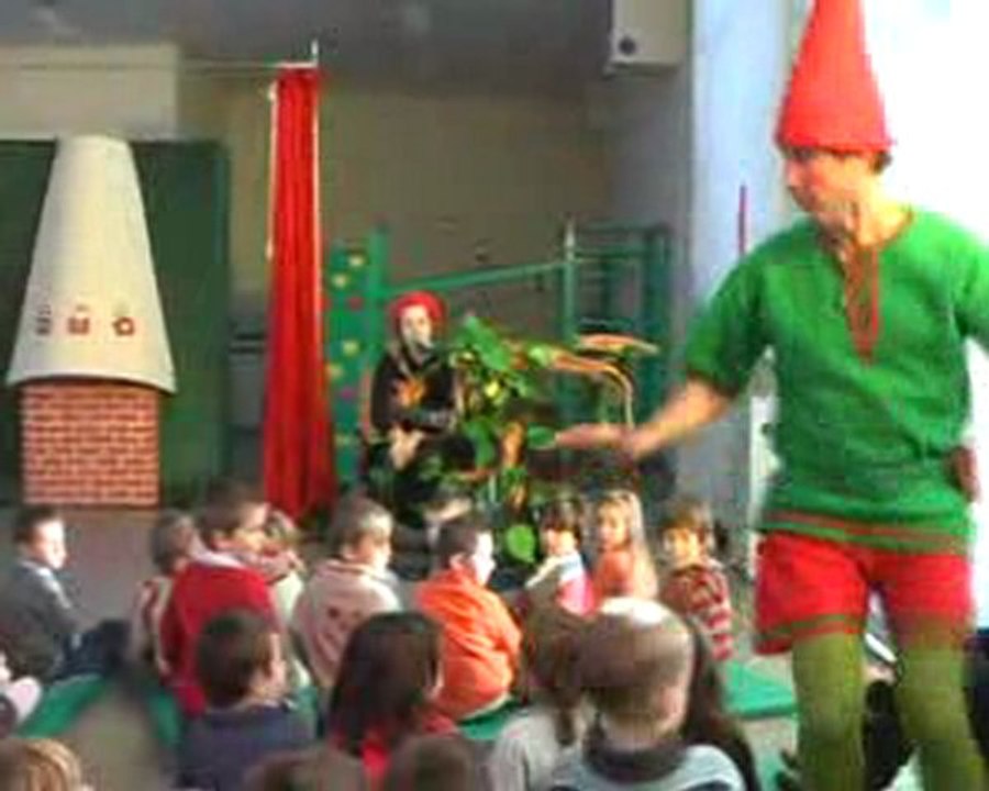 spectacle de Noël à l'ecole maternelle