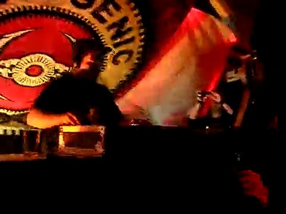 izno @"AUDIOGENIC "ondes de choc a NANTES