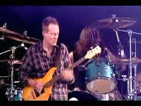 Them Crooked Vultures - Live 01 Elephants