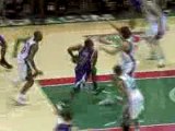 NBA Tyreke Evans drives the lane and drops a tough layup for