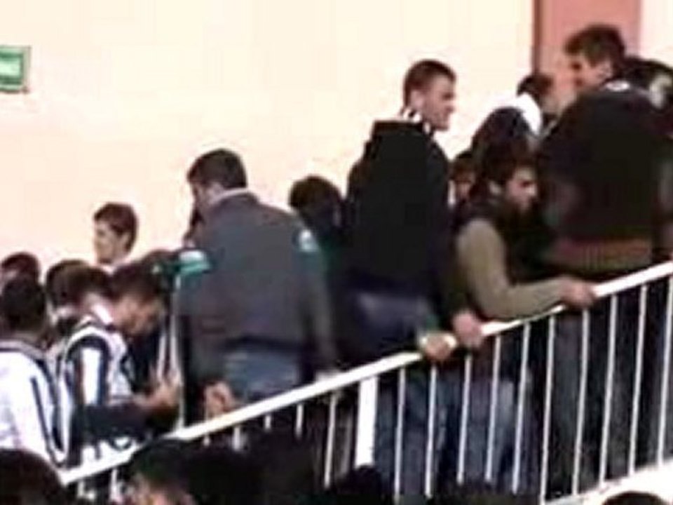 Konyaspor - Altay (Taraftar videosu) - maç giriş kuyruğu