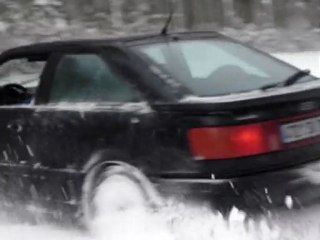 audi coupé quattro 20V dans la neige!