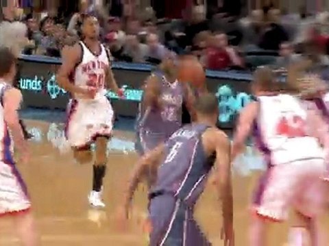 NBA Raymond Felton connects with Tyson Chandler on the alley