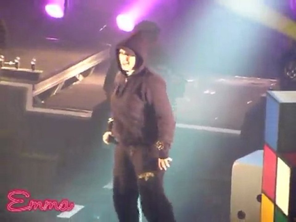 20091220 Diam's en concert à la Cigale Part 02