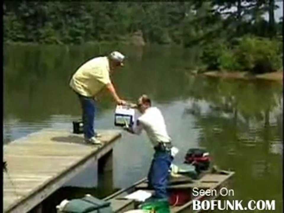 Compilation des pêcheurs les plus abrutis !