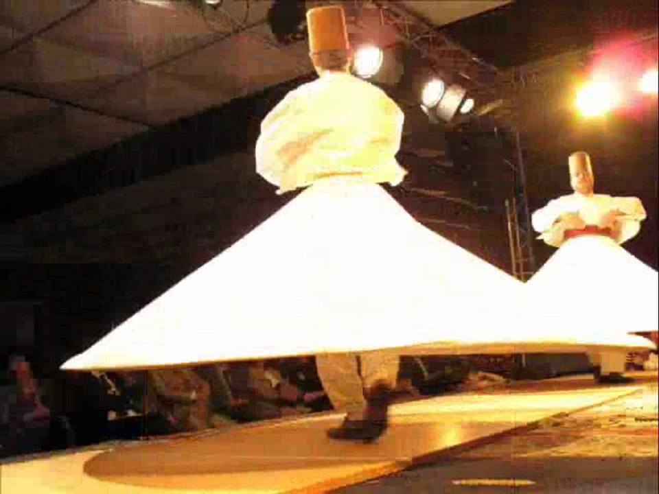 L'ensemble taybah et les derviches tourneurs