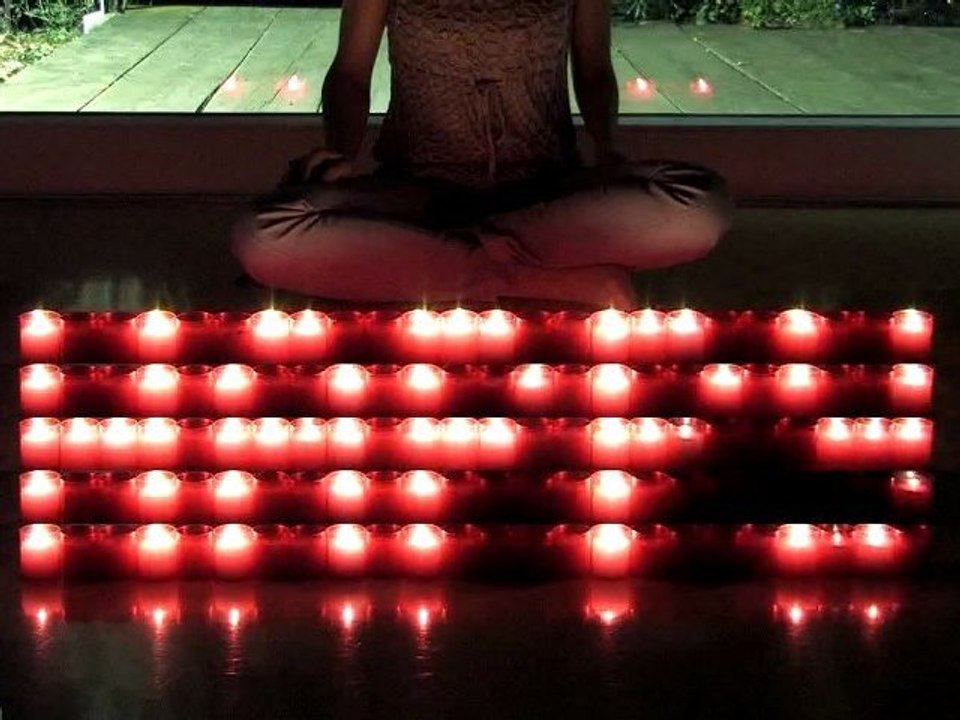 HAPPY NEW YEAR 2010 avec 24 bougies (with 24 candles)