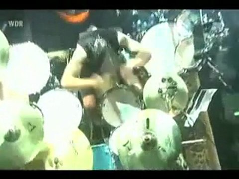 07 - Them Crooked Vultures - Gunman