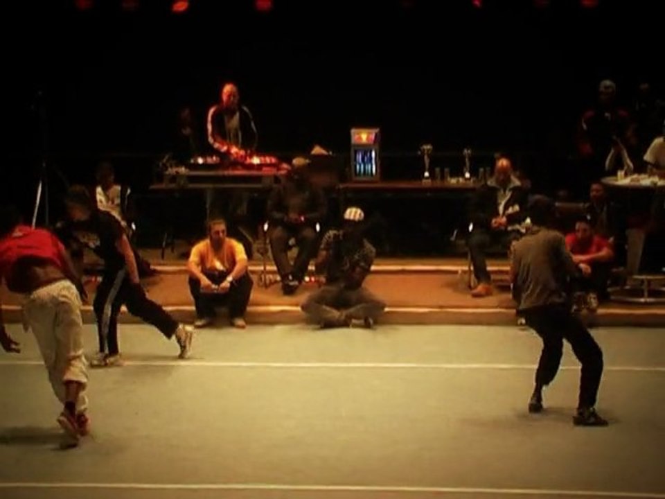 GOLD COAST vs MAGIC SYSTEM - Revolution University 2009