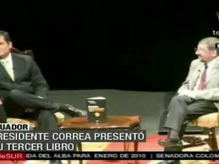 Escribe Rafael Correa Libro sobre Economia