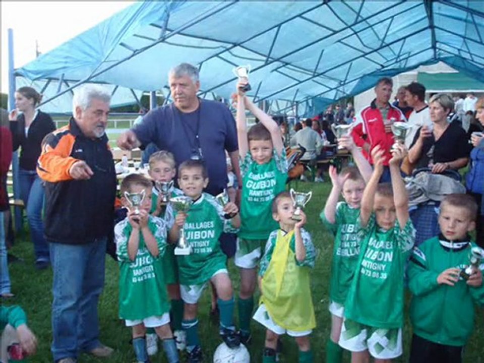 A nos Jeunes Footballeurs...
