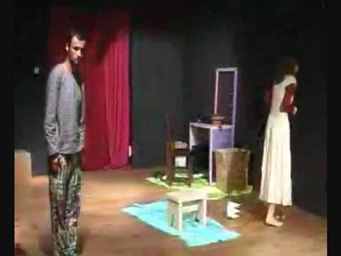 yalnizlik Oyunlari Tiyatro Öteki Hayatlar