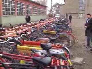 Iğdır Endüstri Meslek Lisesine Bisiklet Park Alanı