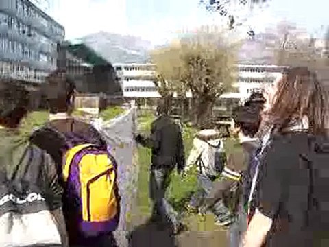 Génération Web. Les lycéens filment leurs manifs