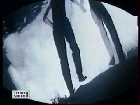 Publicité Teddy Smith Putain de jean Maurice Skyrock