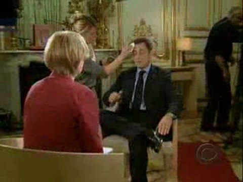 Sarkozy reçoit un 'cours' de relaxation à la télé américai