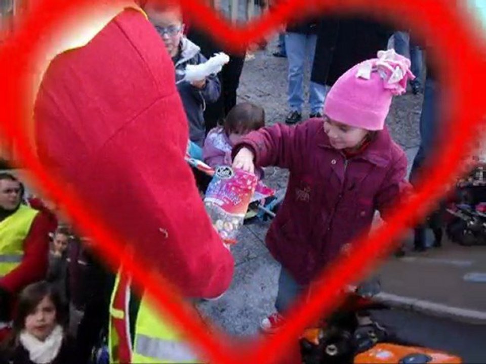 Balade des pères noël moto brest 2009, joyeuses fetes m 29 b