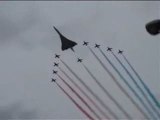 fly by concorde and red arrows must see 2002