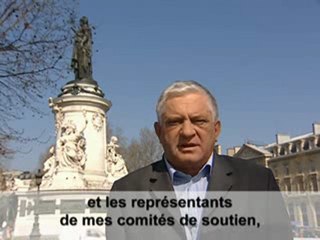 Gérard Schivardi, place de la République à Paris