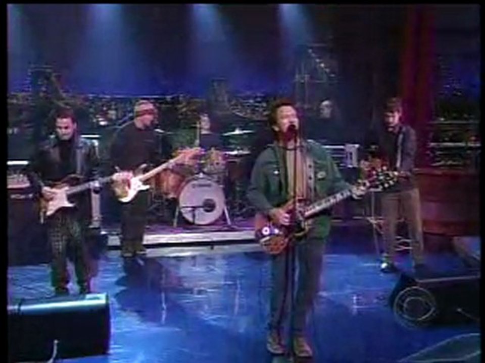Pearl Jam - I Am Mine (Live at Letterman)