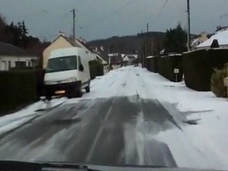 balade sur les chemins et route enneigé, près de Redon