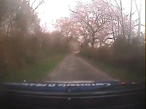 Caméra embarquée 306 F2000-14 - Rallye Médoc 2009 - ES 5