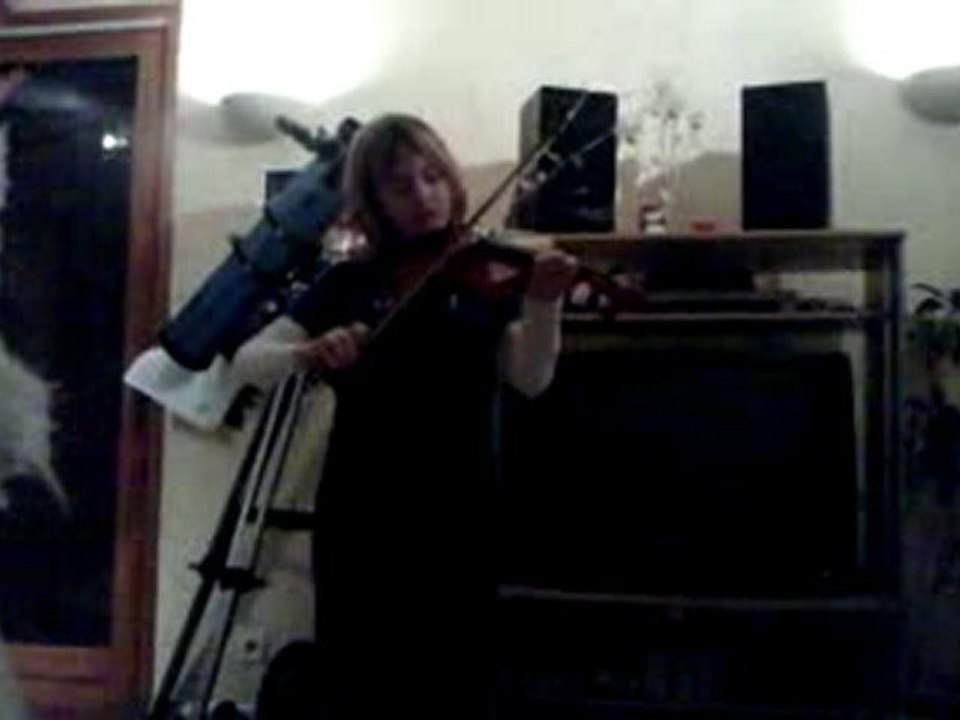 Laurine qui joue du violon