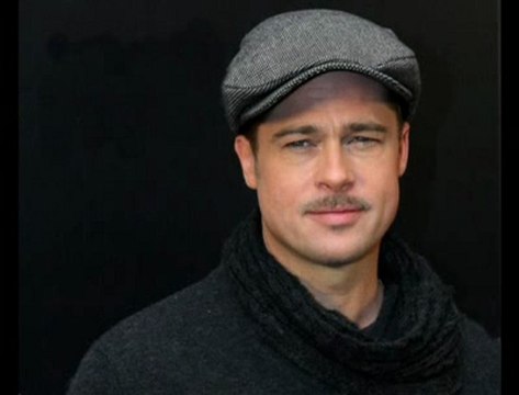 Brad Pitt au micro d'RTL
