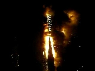 Spectaculaire incendie à Pékin