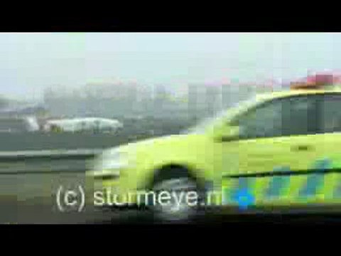 Dispositif des secours sur l'aéroport d'Amsterdam