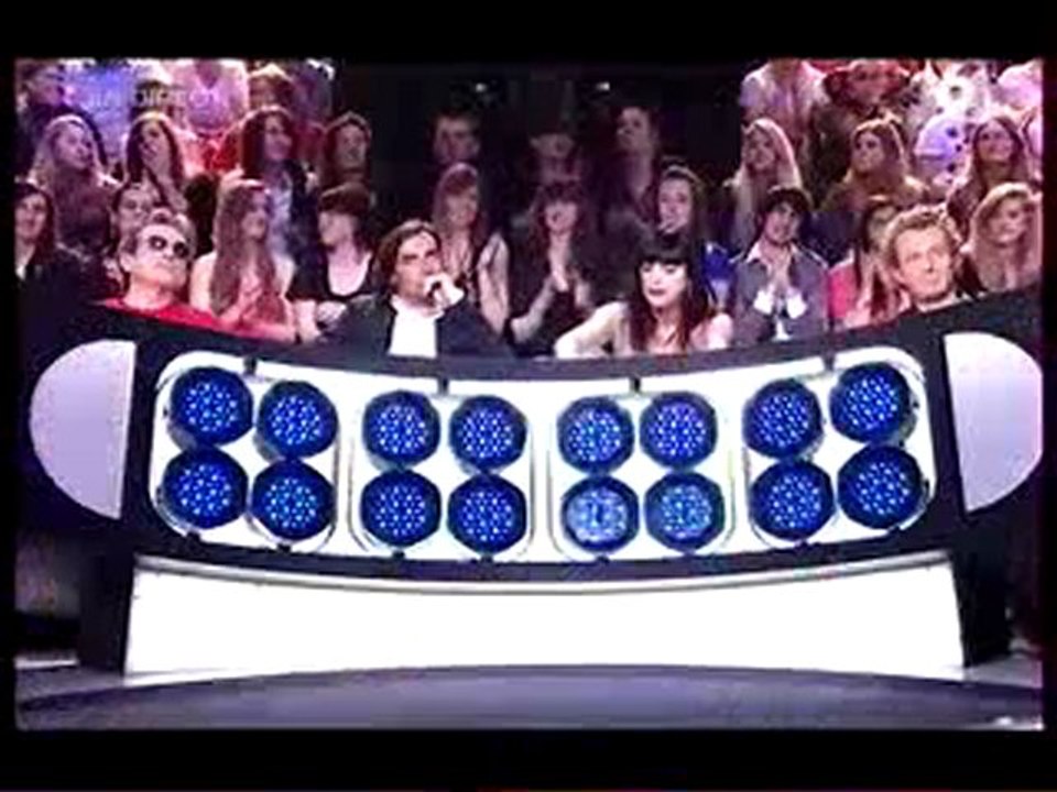 Lio n'aime pas Carla Bruni