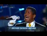 Jermaine Jackson chante 'Smile'