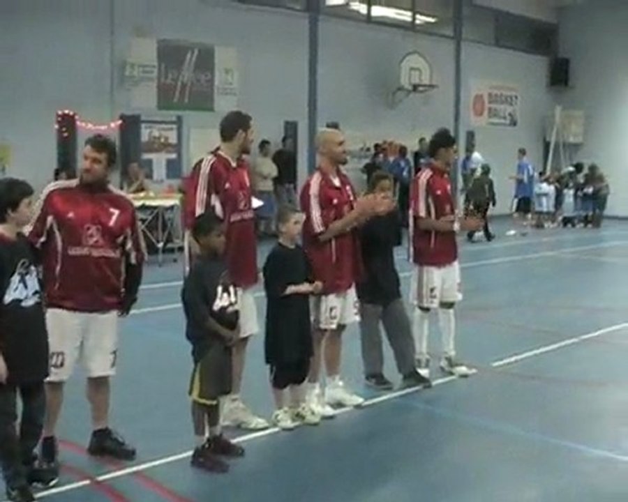 Présentation des équipes pour match Le Mée/Schirrhein Basket