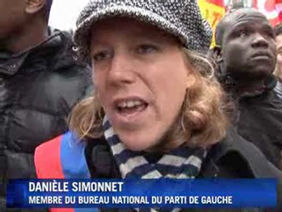 Marche dans Paris pour dire 'non à l'immigration jetable'