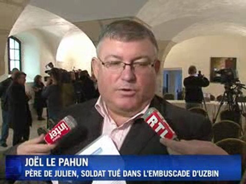 Embuscade d'Uzbin: 'sanctionner les responsables'