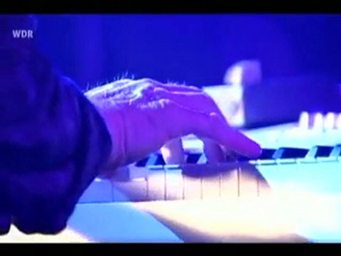 12 - Them Crooked Vultures - Spinning in daffodils part 2