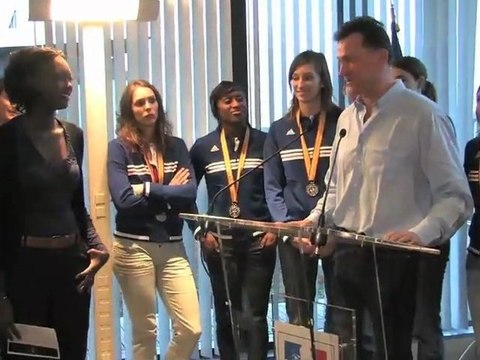 Rama Yade reçoit l'équipe de France de handball